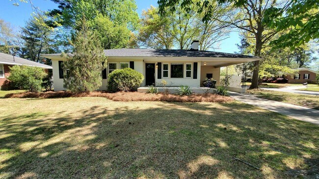 Foto del edificio - 2200 Jefferson Dr