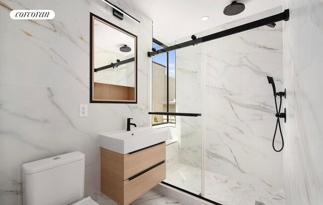 Foto del edificio - 18-11 21st Dr