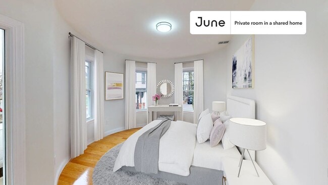 Private bedroom in 4 bed/2 bath Home - Private bedroom in 4 bed/2 bath Home