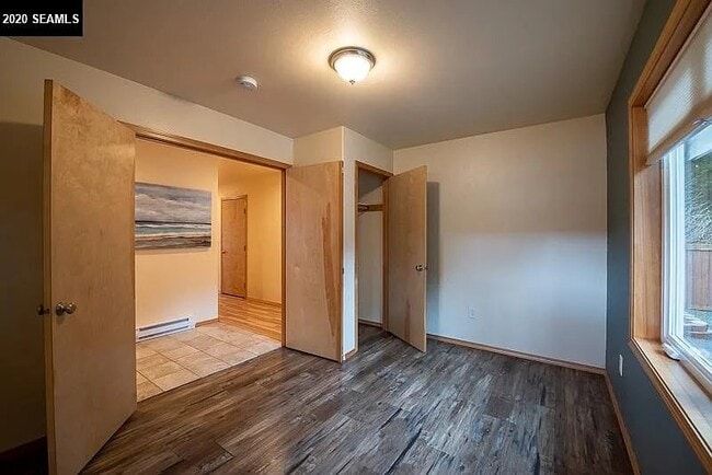 Building Photo - 4345 Windfall Ave