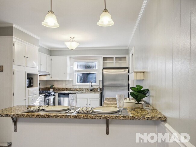 Foto del edificio - 3 Bedroom Single Family Home in Charlotte