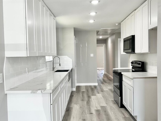 Foto del edificio - 4103 Coon St