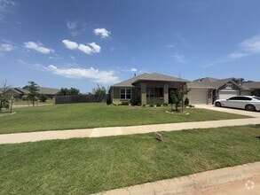 Building Photo - 18808 Bajo Dr