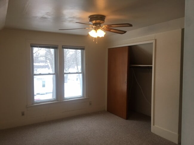 Foto del edificio - 1308 11th St E