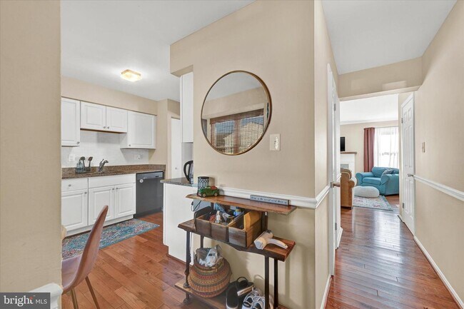 Foto del edificio - 41 Walden Mill Way