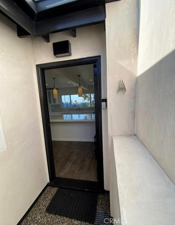 Foto del edificio - 577 Ramona Ave