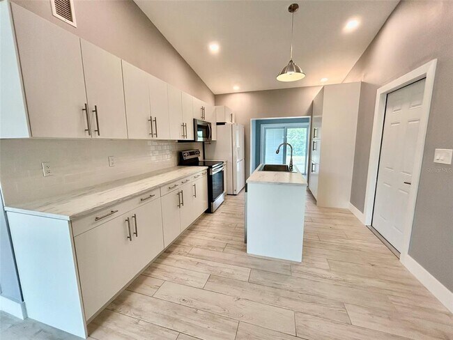 Foto del edificio - 3112 Magnolia Way