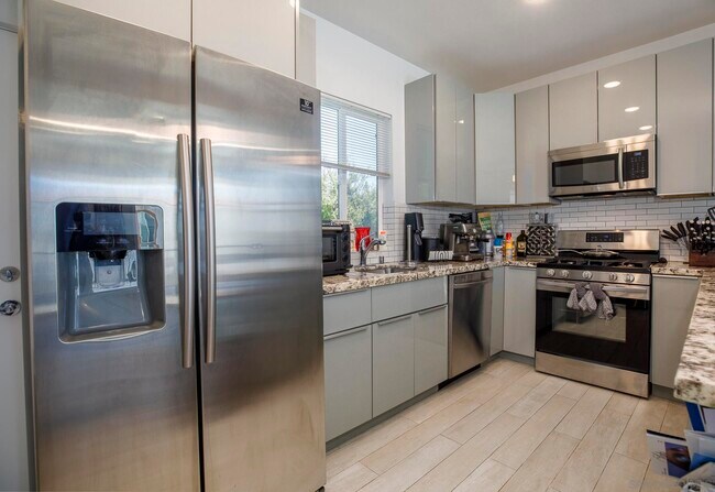 Foto del edificio - 3742 Ash St