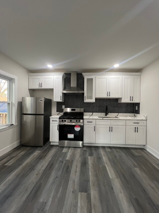Primary Photo - 2926 W 25th St