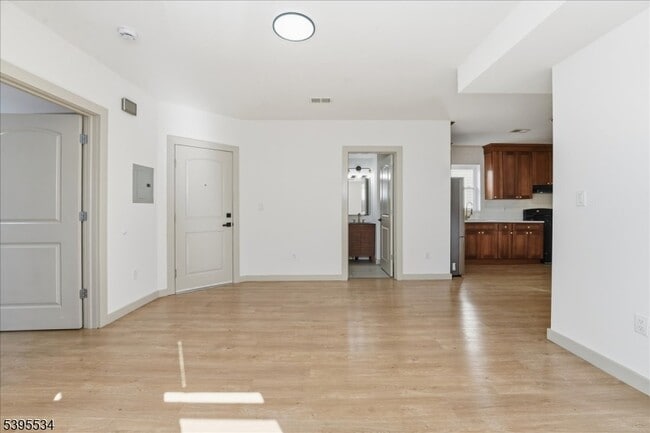 Foto del edificio - 260 S 10th St