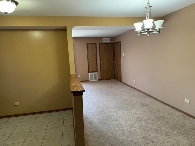 Building Photo - 2238 Abbeywood Dr