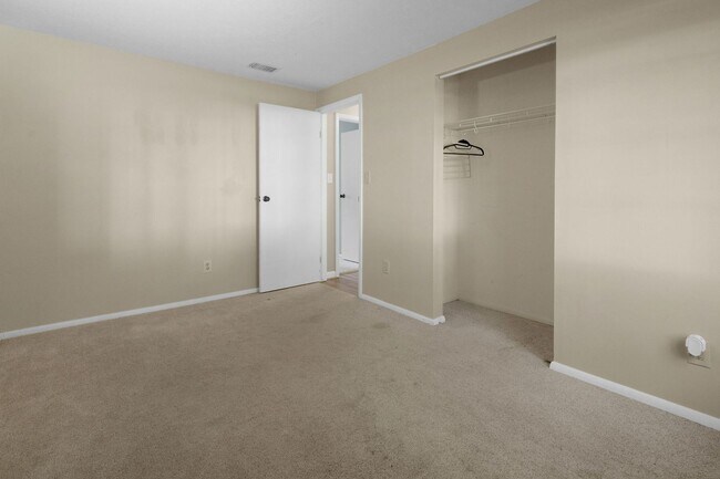 Foto del edificio - 4 Bed 3 Bath Home for rent in Newport News