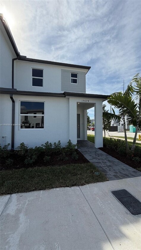 Foto principal - 15624 SW 276th Terrace