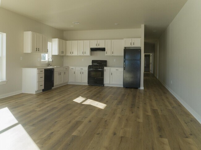 Foto del edificio - 28721 County Rd 24.6
