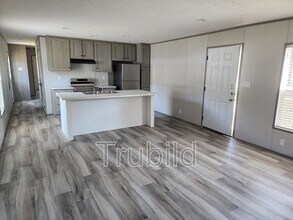 Building Photo - 4296 Line Ct