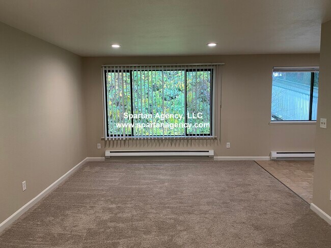 Foto del edificio - 4111 4th Street Pl SW