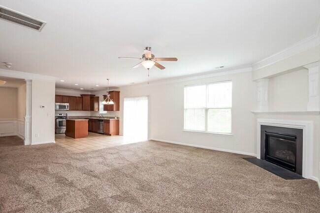 Foto del edificio - 7906 Sweet Grove Ct