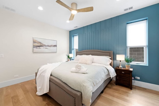 Foto del edificio - 2110 W Washington Blvd