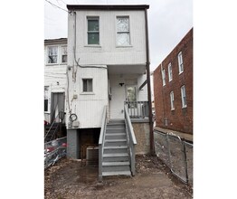 Building Photo - 617 Glenwood Ave