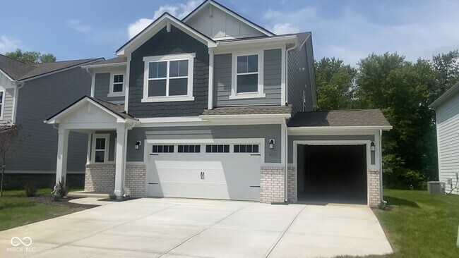 Building Photo - 17032 Sandhurst Pl