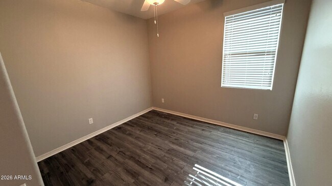 Foto del edificio - 41320 W Palmyra Ln