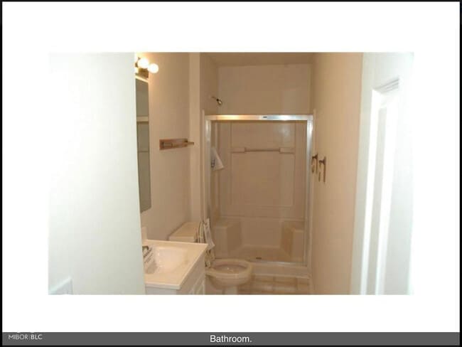 Foto del edificio - 6657 Bridger Ct