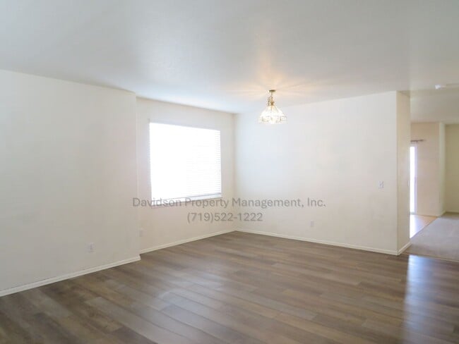 Building Photo - 6463 Jules Dr