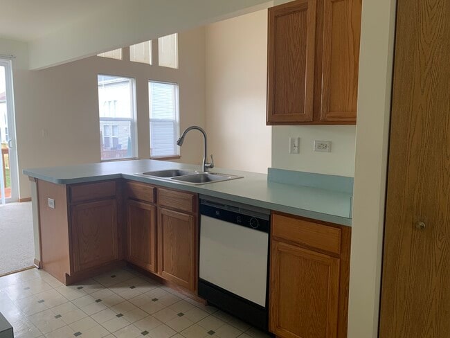 Building Photo - 506 Le Moyne Ave