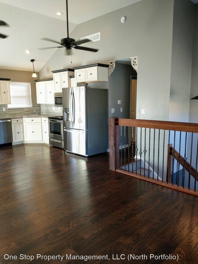 Building Photo - 3 br, 2 bath House - 501 N Saville Court