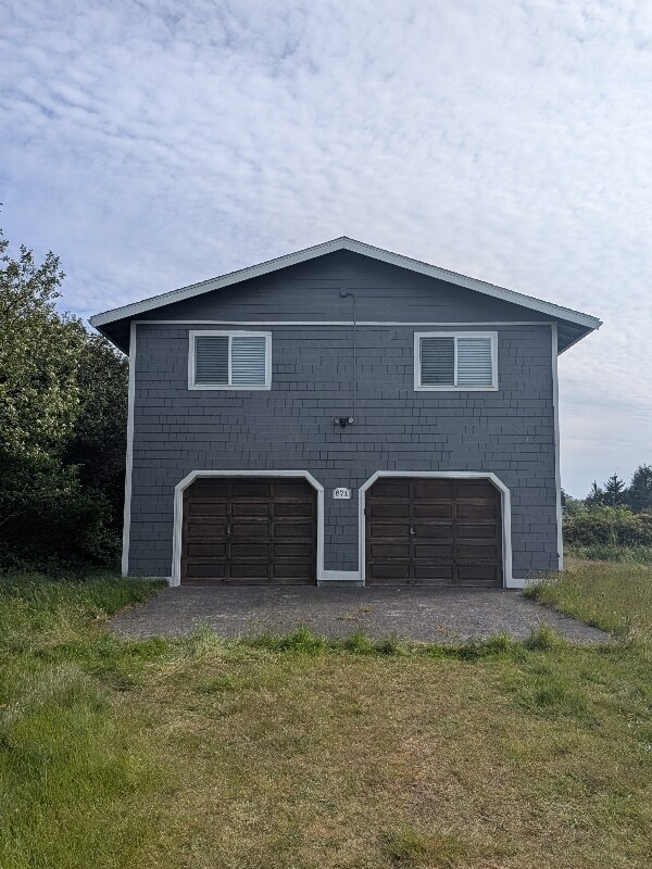Foto del edificio - 871 Pheasant Ct SW