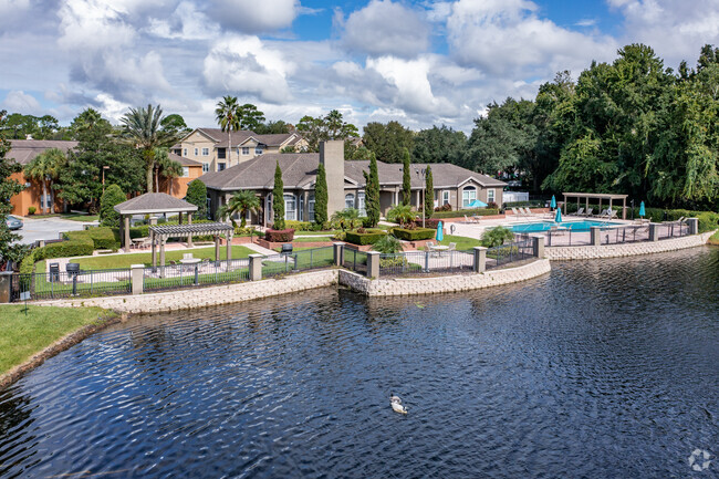 Foto del edificio - Residences at Sabal Point