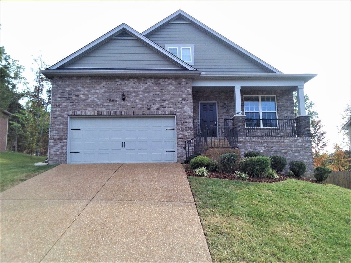 Primary Photo - 4123 Oakstone Drive
