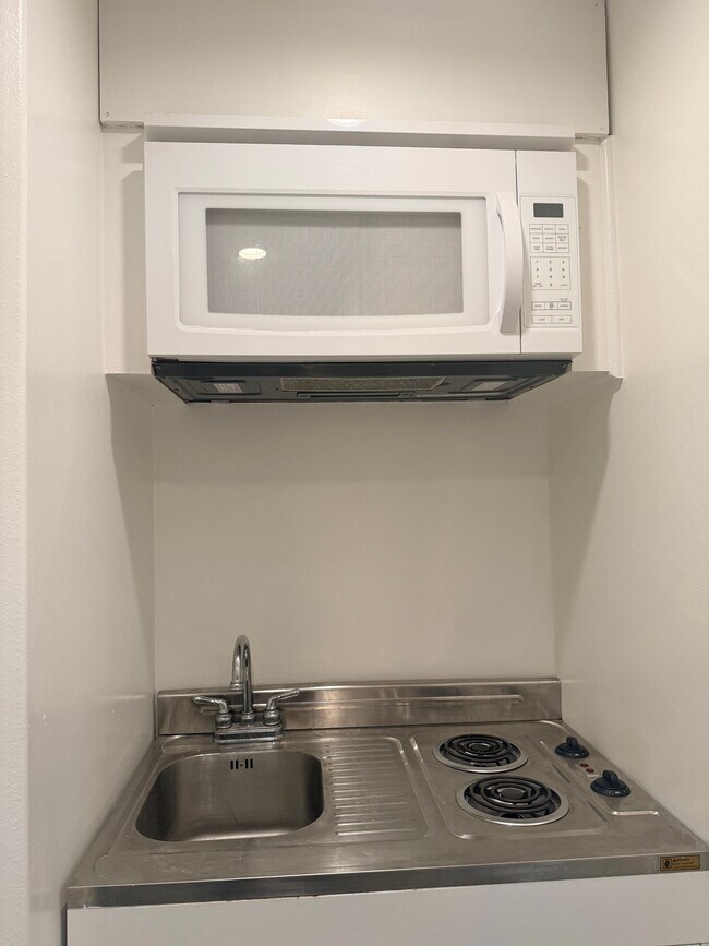 Foto del edificio - 917 N Sierra Bonita Ave