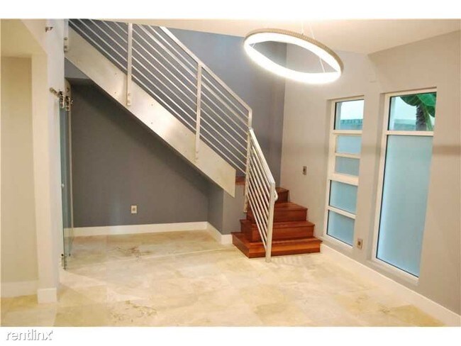 Foto del edificio - 1545 Jefferson Ave