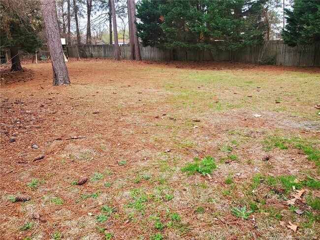 Building Photo - 6409 Shady Ln