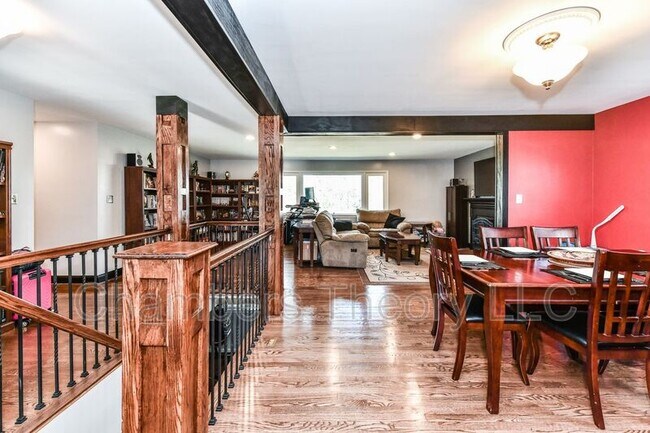 Foto del edificio - 1328 N Ivanhoe St