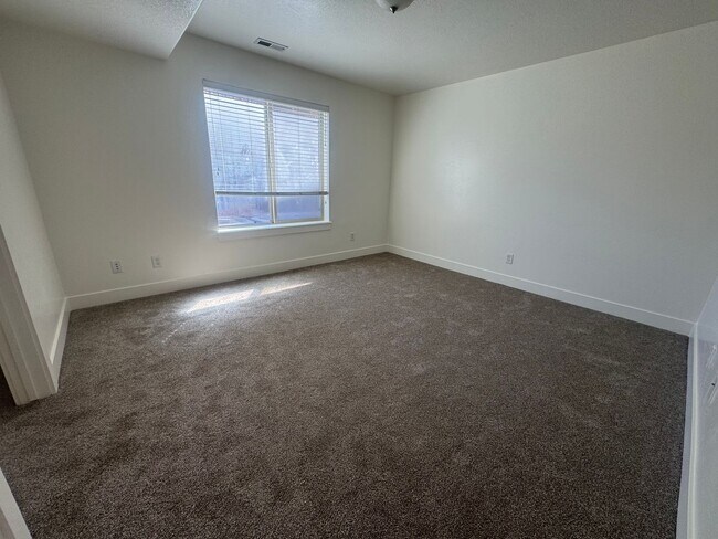 Foto del edificio - Amazing ground level condo for rent in Payson!