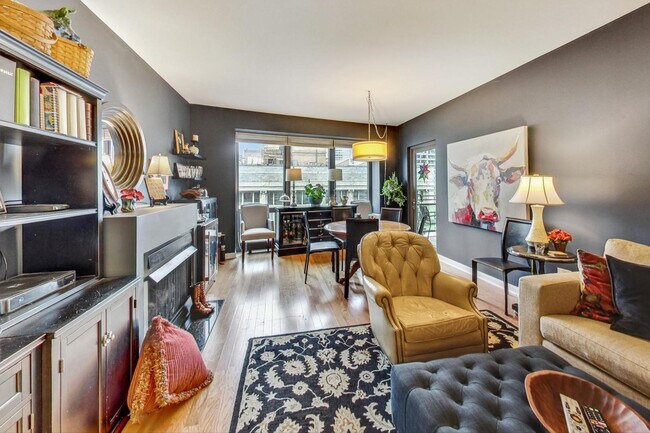 Foto del edificio - 130 N Garland Ct