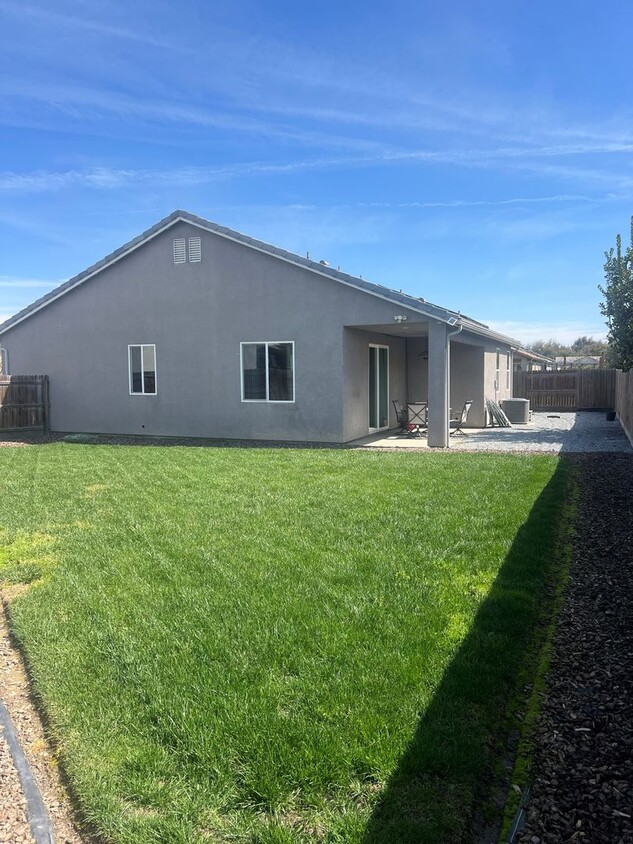 Foto principal - Tulare Home for Rent coming soon!