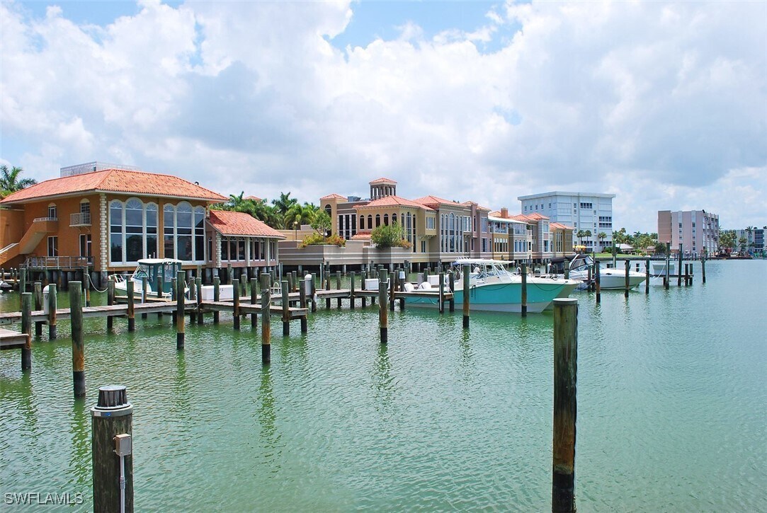Foto del edificio - 4001 Gulf Shore Blvd N