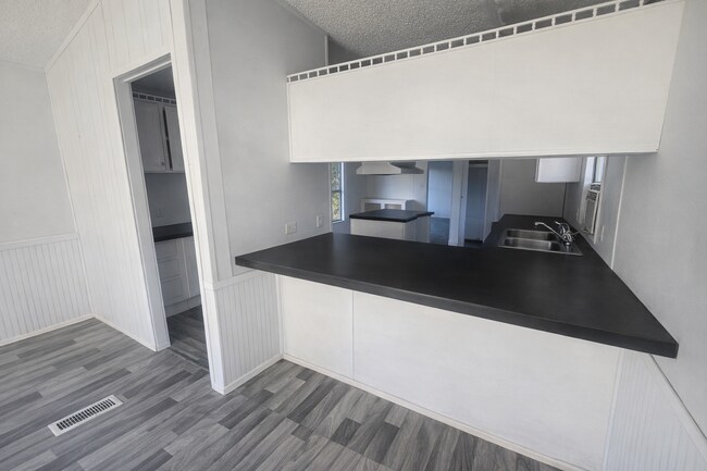 Building Photo - 110 Deborah Dr