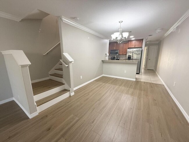 Building Photo - 9827 Trumpet Vine Loop