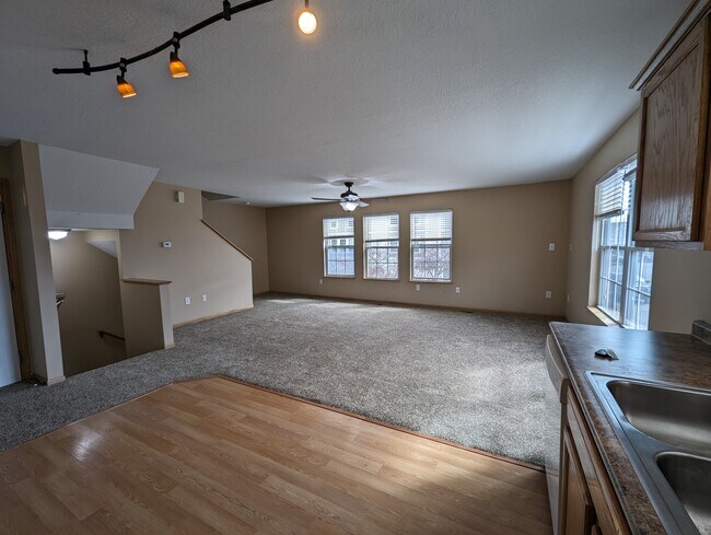 Building Photo - 3119 SW Sharmin Lane