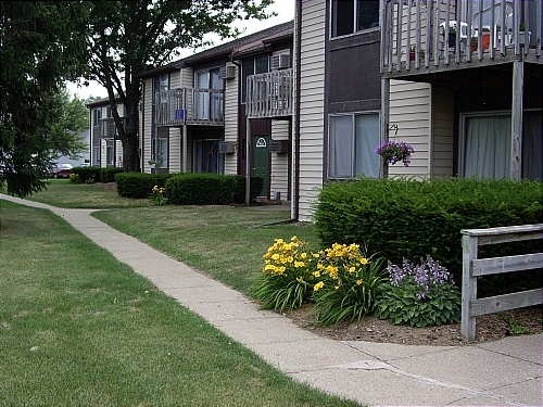 Primary Photo - Brookside Terrace Apartments