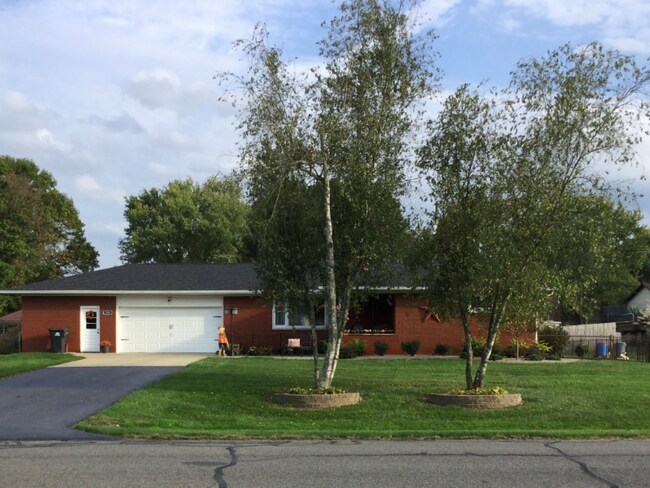 Foto del edificio - 294 Meadow Dr NE