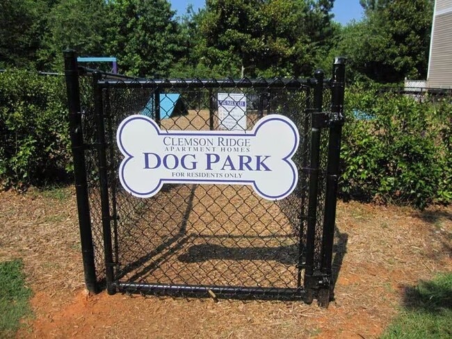 Señalización del parque para perros - Clemson Ridge Apartments