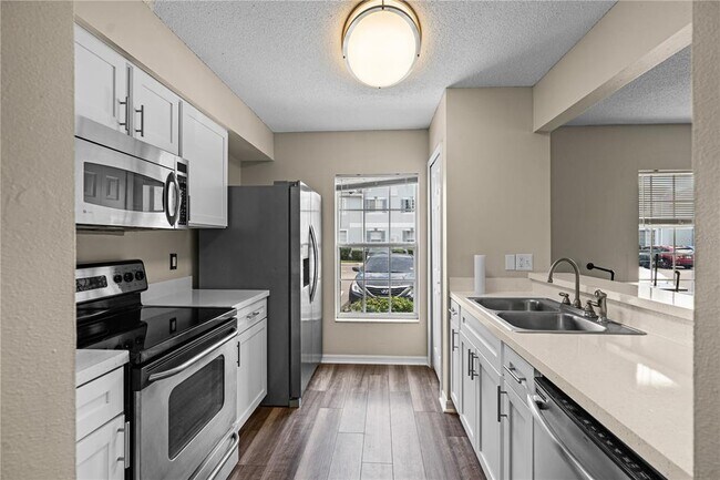 Foto del edificio - 4120 Gradstone Pl