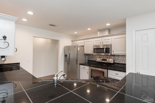 Foto del edificio - 2008 Southwind Cir