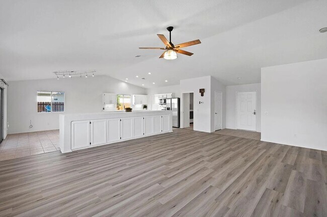 Foto del edificio - 41617 Beadling