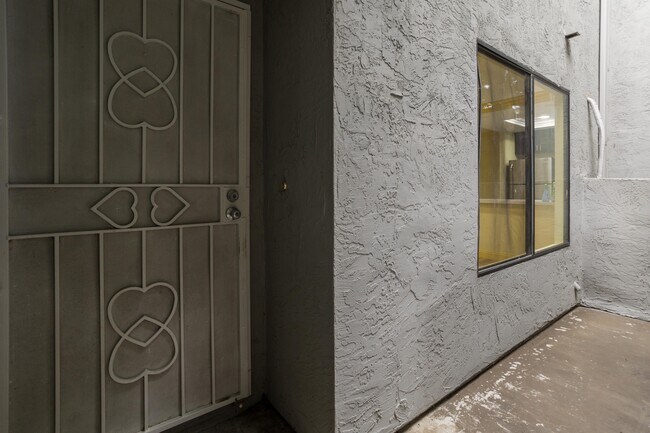 Foto del edificio - 1463 Essex St